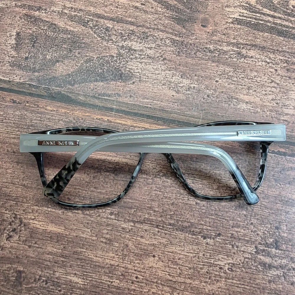 Anne Klein good used